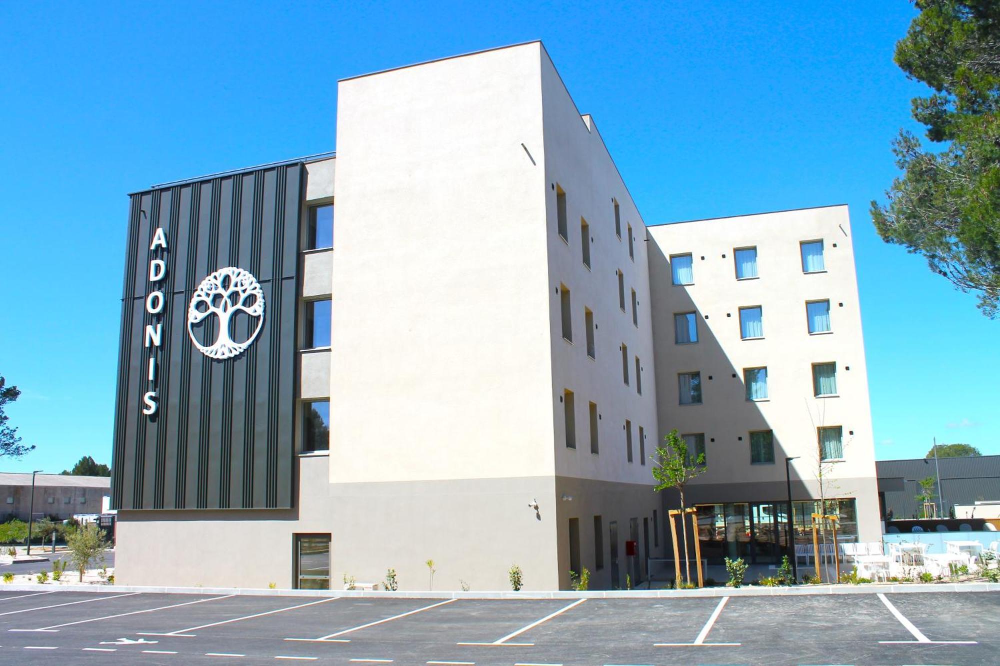 Hotel Adonis Le Castellet 3*