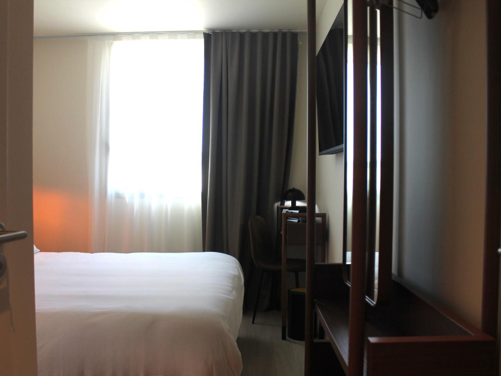 Adonis Le Castellet 3*