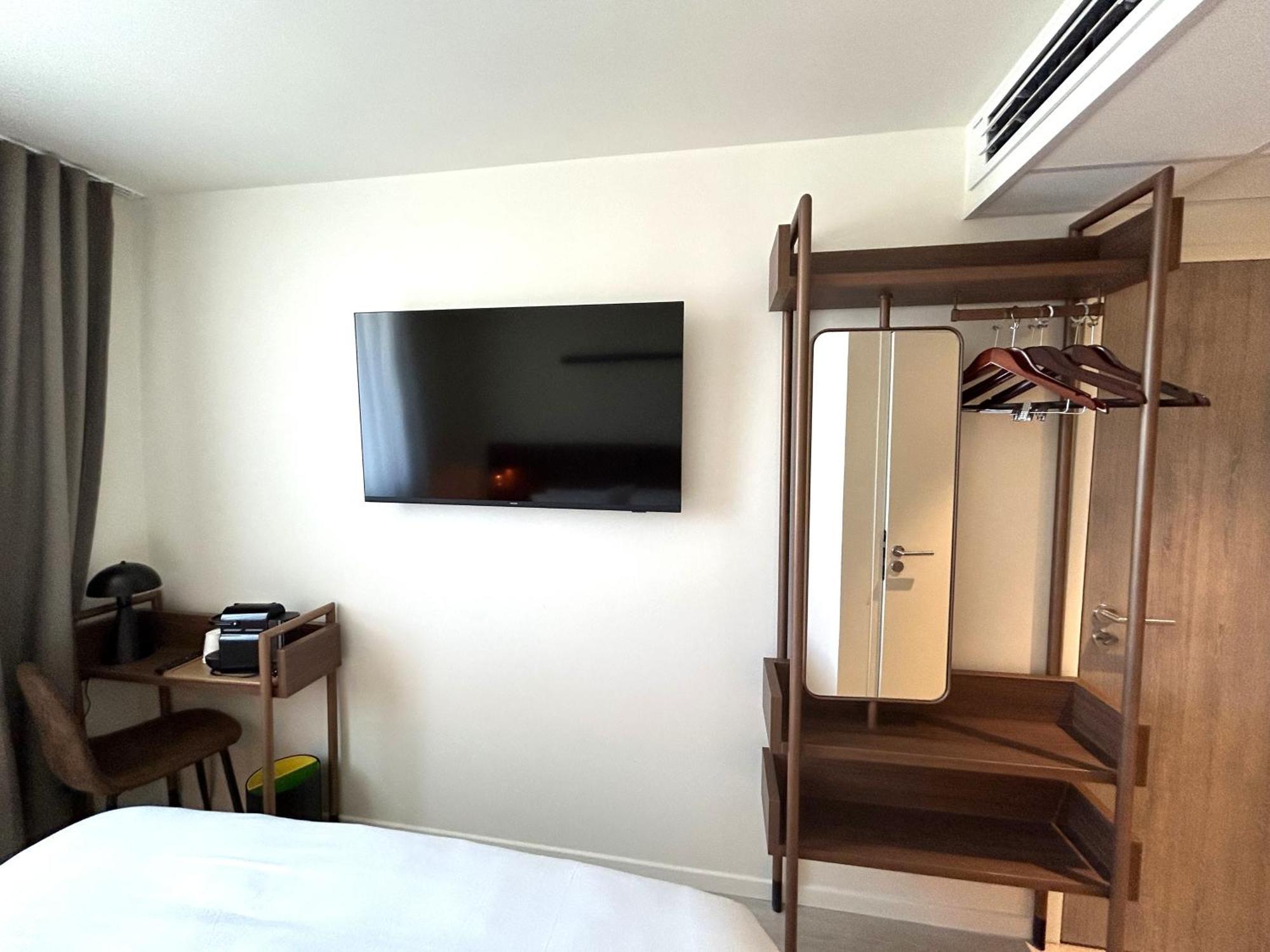 Adonis Le Castellet Hotel Signes